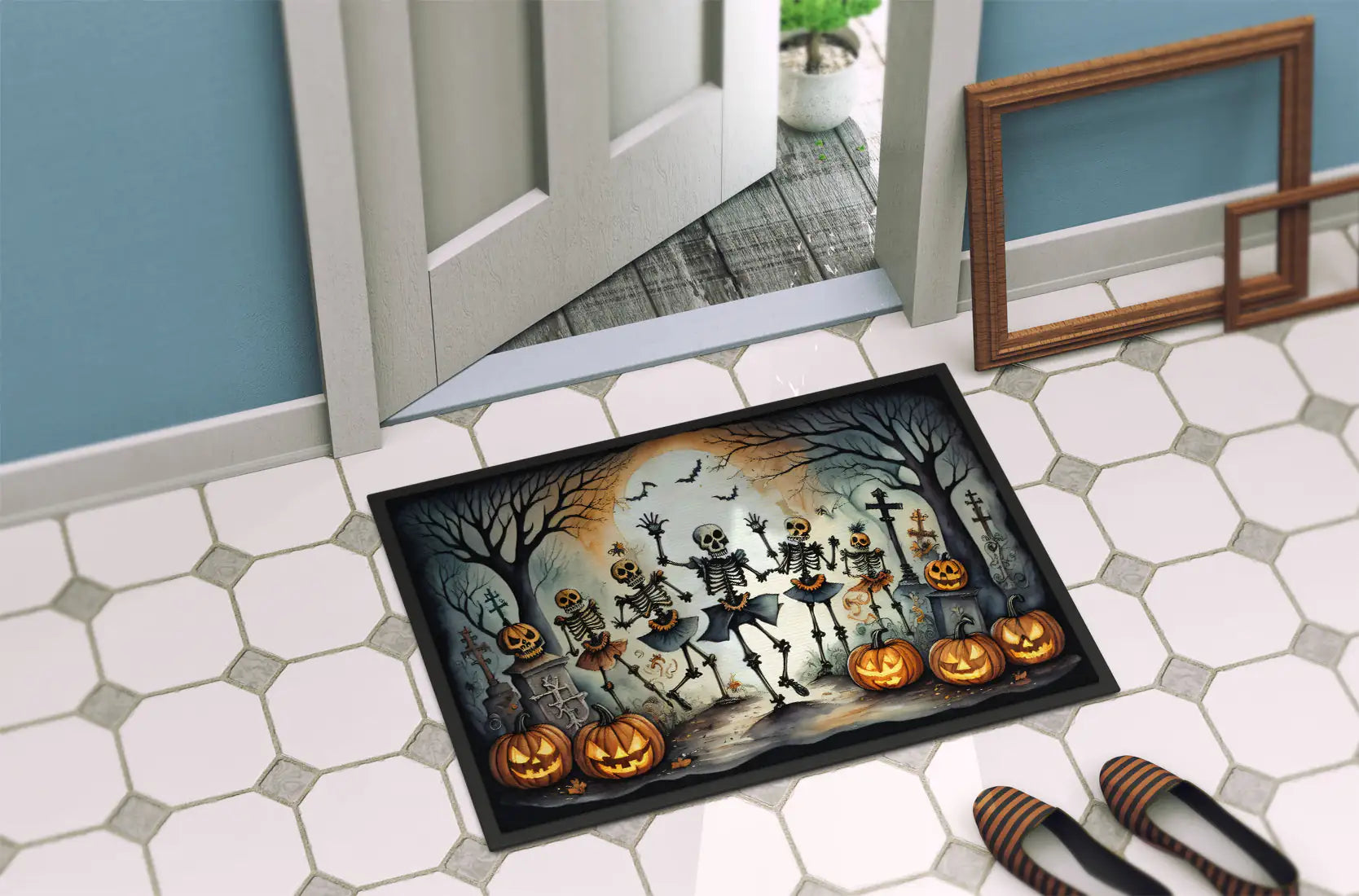 🎃: Dancing Skeletons Spooky Halloween Doormat