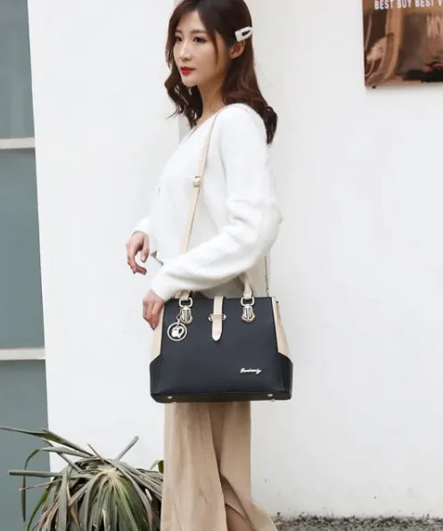 👜: Simple Elegance Handbag