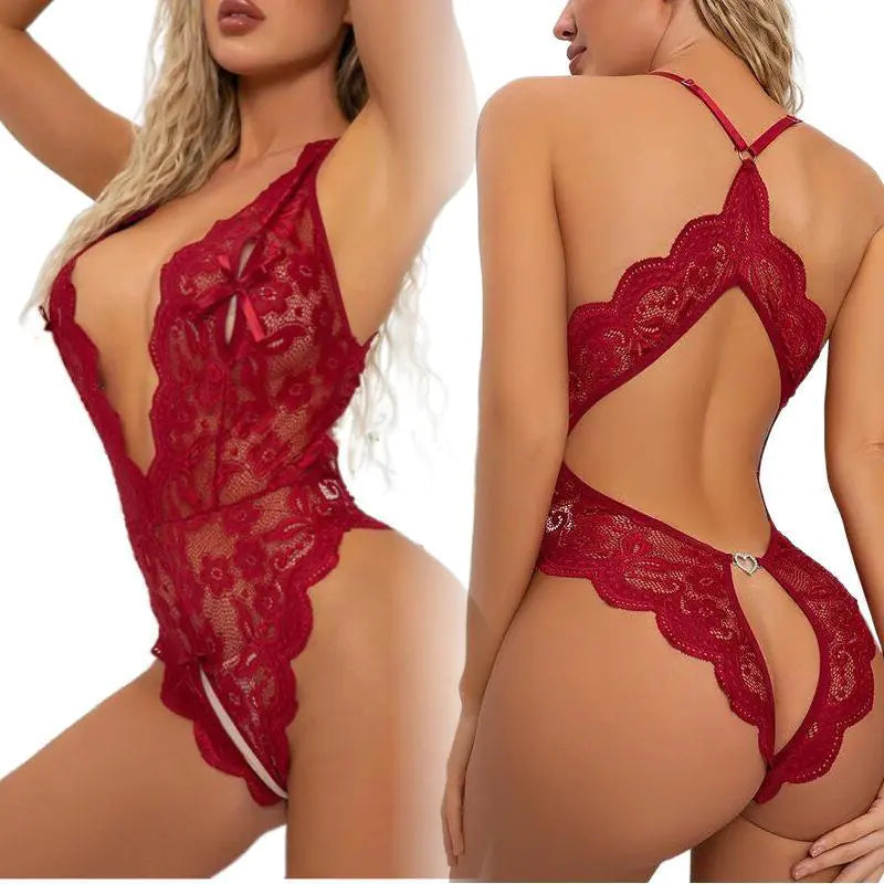 💕: Plus Size Lace Lingerie with Open Crotch - Curvy Confidence & Elegance