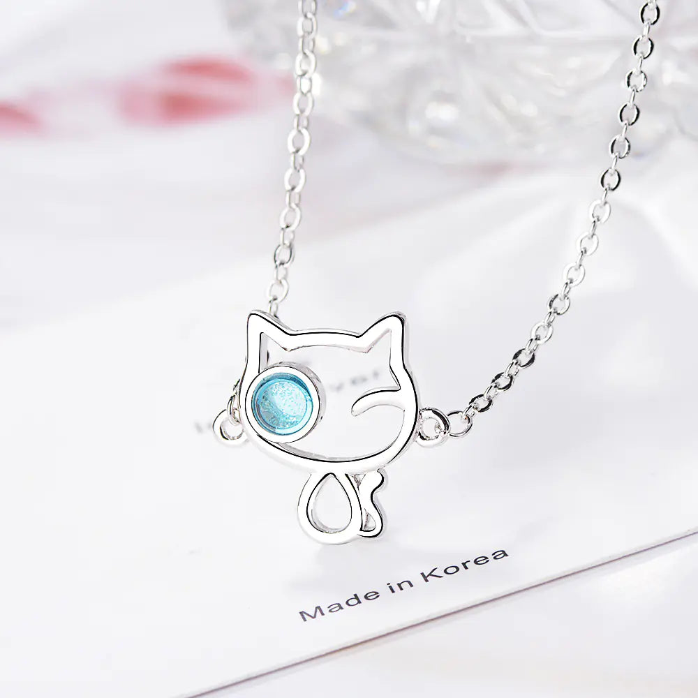 💎: Blue Crystal Hello Kitty Necklace - Elegant Charm Jewelry