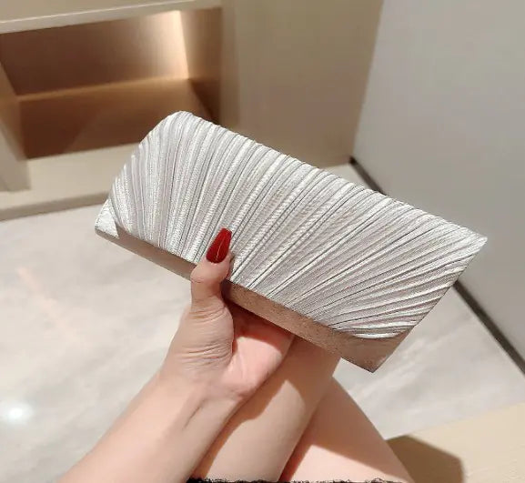 👛: Women Evening Clutch Bags - Elegant Special Occasion Accessory