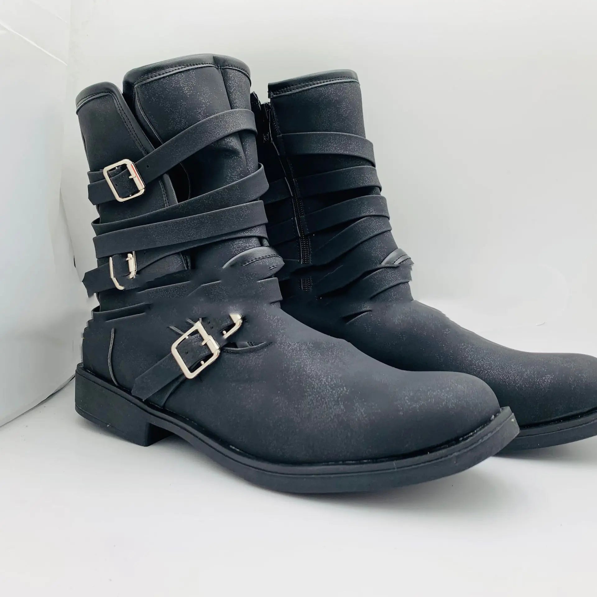🥾: Men's Casual Short Boots with Chunky Heel & Side Zipper