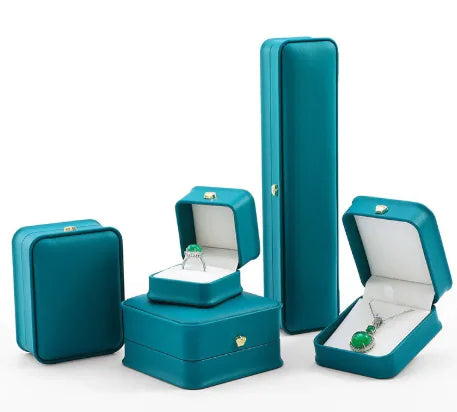 👑: Crown Ring Jewelry Box - Royal Elegant Ring Storage Organizer