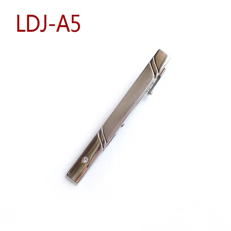 👔: Men's Silver Tie Clip - Professional Business Accessory