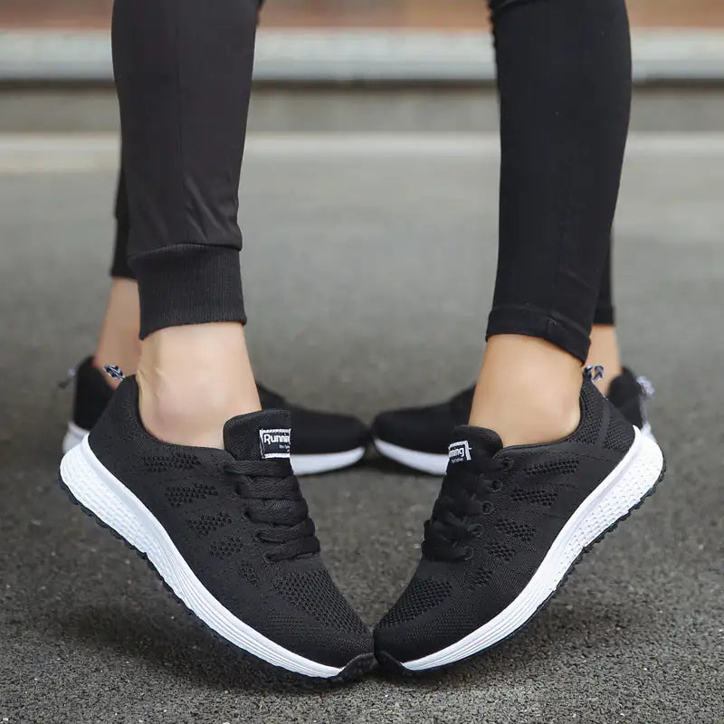 👟: Women's Sports Sneakers - Athletic Running Shoes