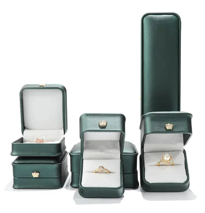 👑: Crown Ring Jewelry Box - Royal Elegant Ring Storage Organizer