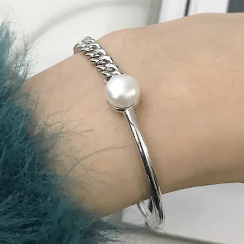 🔵: Korean Style S925 Silver Asymmetrical Pearl Bracelet - Modern Fashion Jewelry