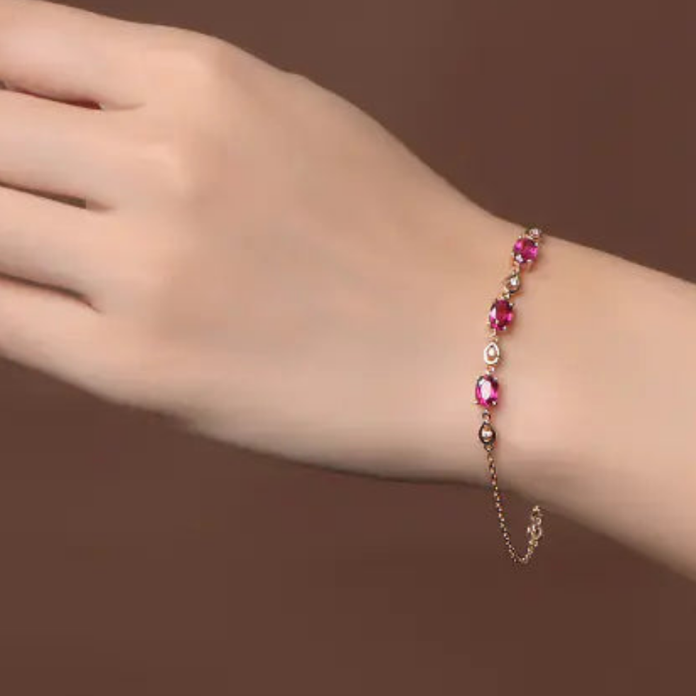 🔴: Red Tourmaline Style Gem Bracelet - Elegant Fashion Jewelry for Women