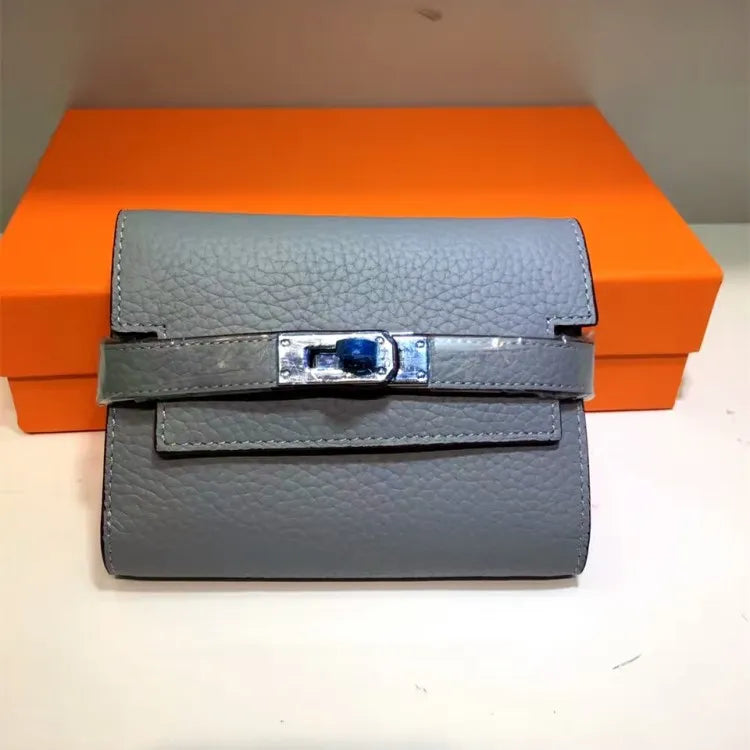 👛: Leather Small Wallet