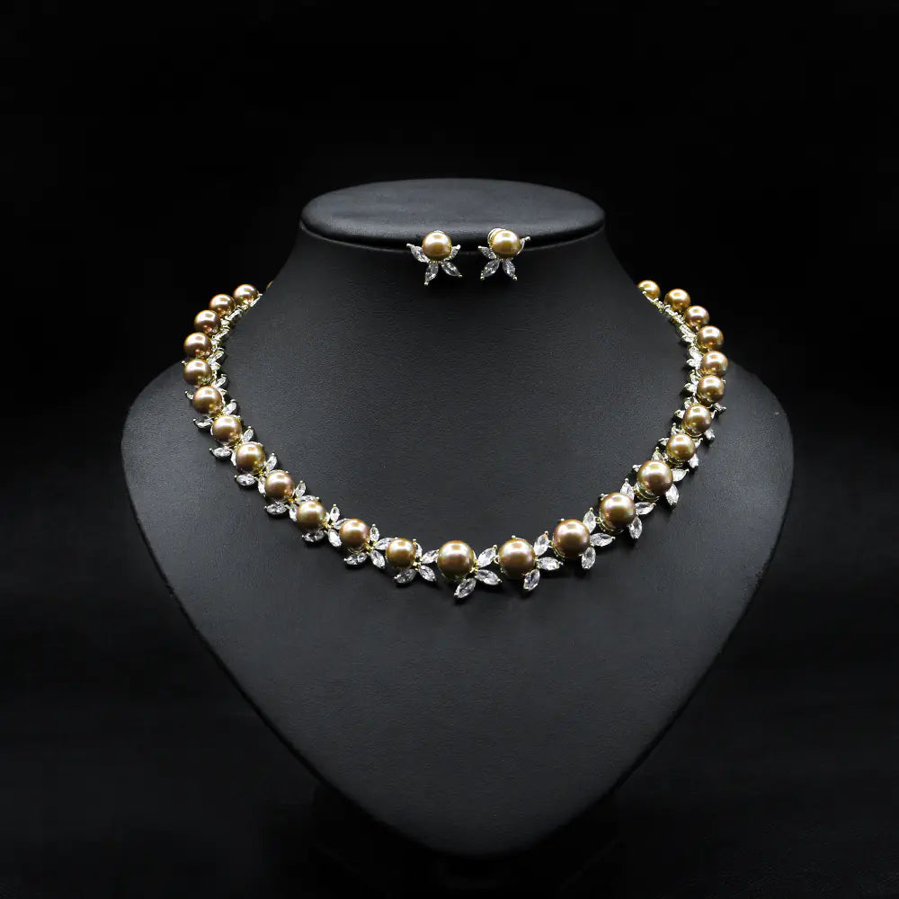 💎: Elegant Zircon Pearl Necklace and Earring Set for Brides - Luxurious Wedding Collection