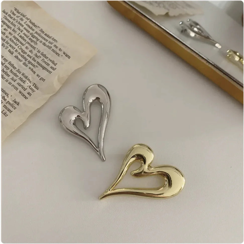 💖: Geometric Love Brooch