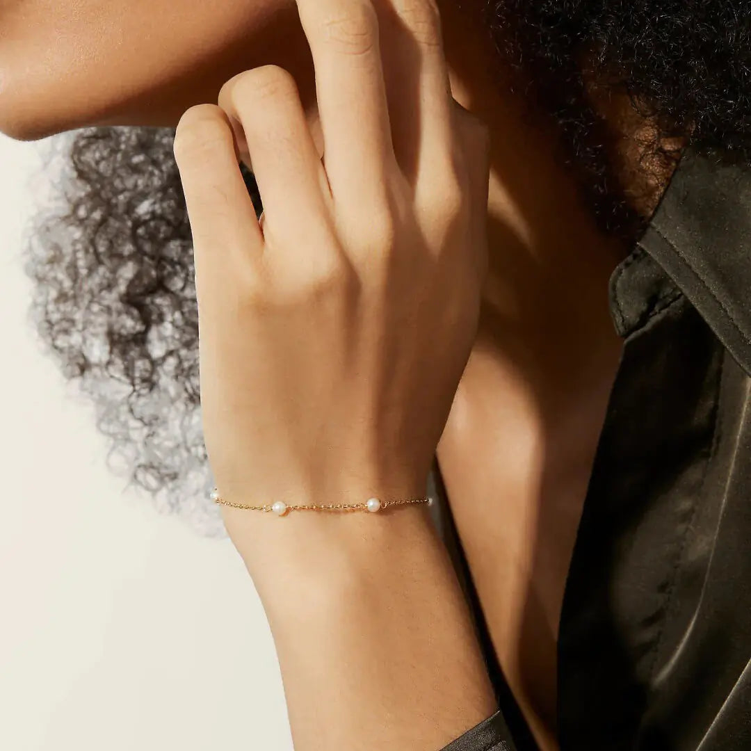 💎: Women's Freshwater Pearl Bracelet - S925 Silver Simple Elegant Jewelry