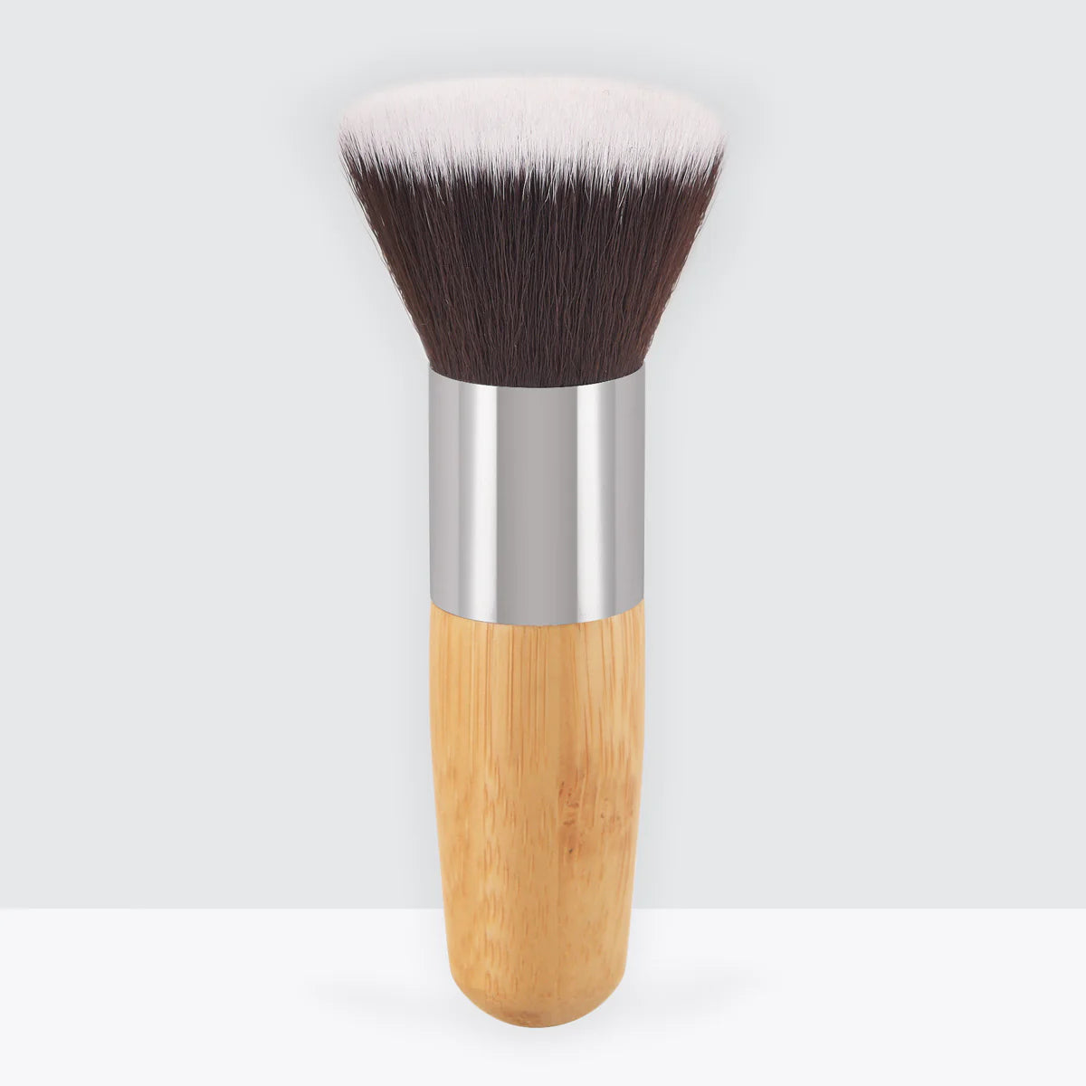 🖌️: Women's Bamboo Handle Flat Makeup Brush - Eco-Friendly Beauty Tool Set
