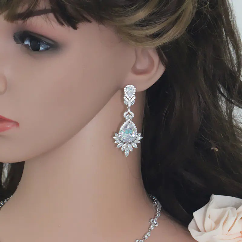 💎: Bridal Zircon Necklace and Earring Set - Two Piece Sparkling Wedding Collection