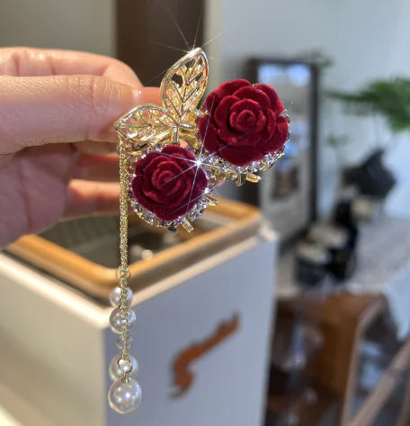 💎: Red Rose Butterfly Barrettes - Elegant Floral Hair Accessories
