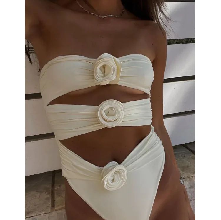 🌸: Three-Dimensional Flower Swimsuit - Elegant One-Piece with Floral Details