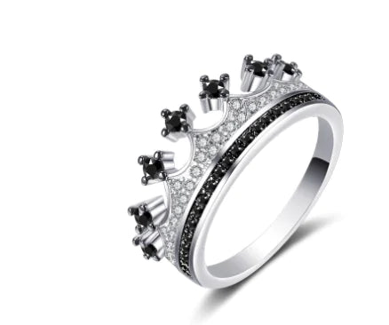 💎: Two-Tone Heart Shaped Zircon Ring - Romantic Dual-Color Jewelry