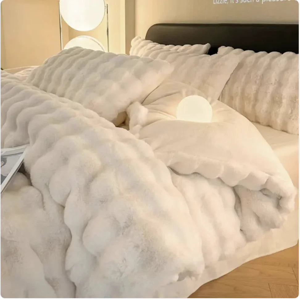 🛏️: Plush Thermal Coral Fleece 4-Piece Bedding Set - Complete Cozy Comfort Collection