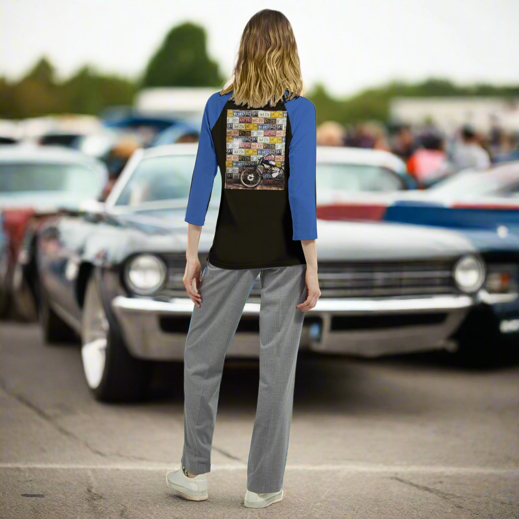 👕: Unisex 3/4 Sleeve Raglan T-Shirt - Classic Motorcycle Design