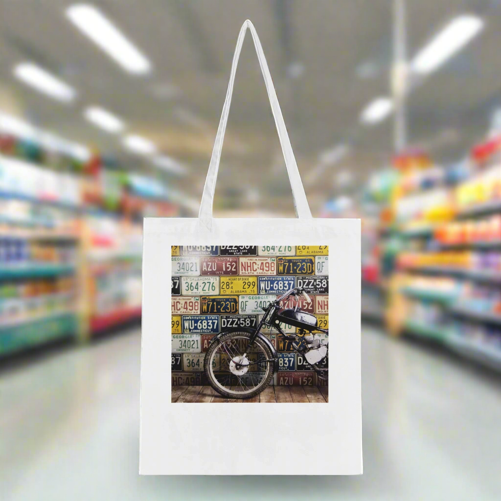 👜: Classic White Tote Bag - Vintage Motorcycle Design with Text