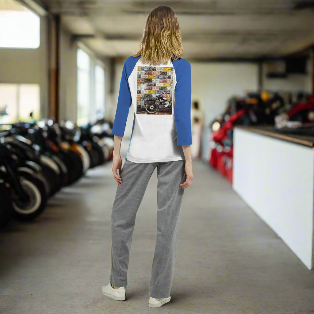 👕: Unisex 3/4 Sleeve Raglan T-Shirt - Classic Motorcycle Design