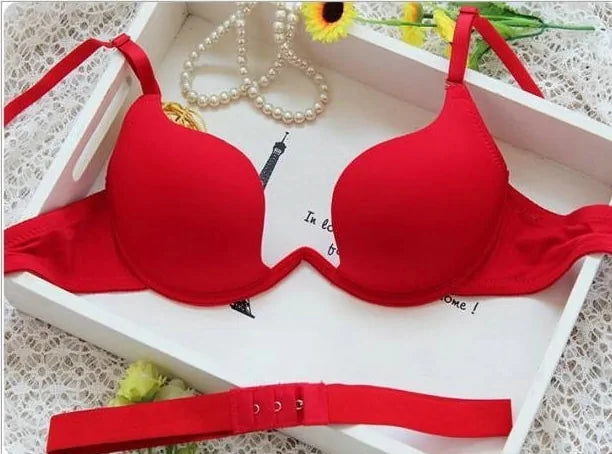 🌸: Japanese Style Deep V Push-Up Bra - Elegant Lift & Support