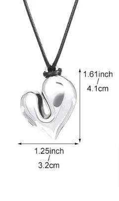 💖: Adjustable Irregular Heart Pendant Necklace