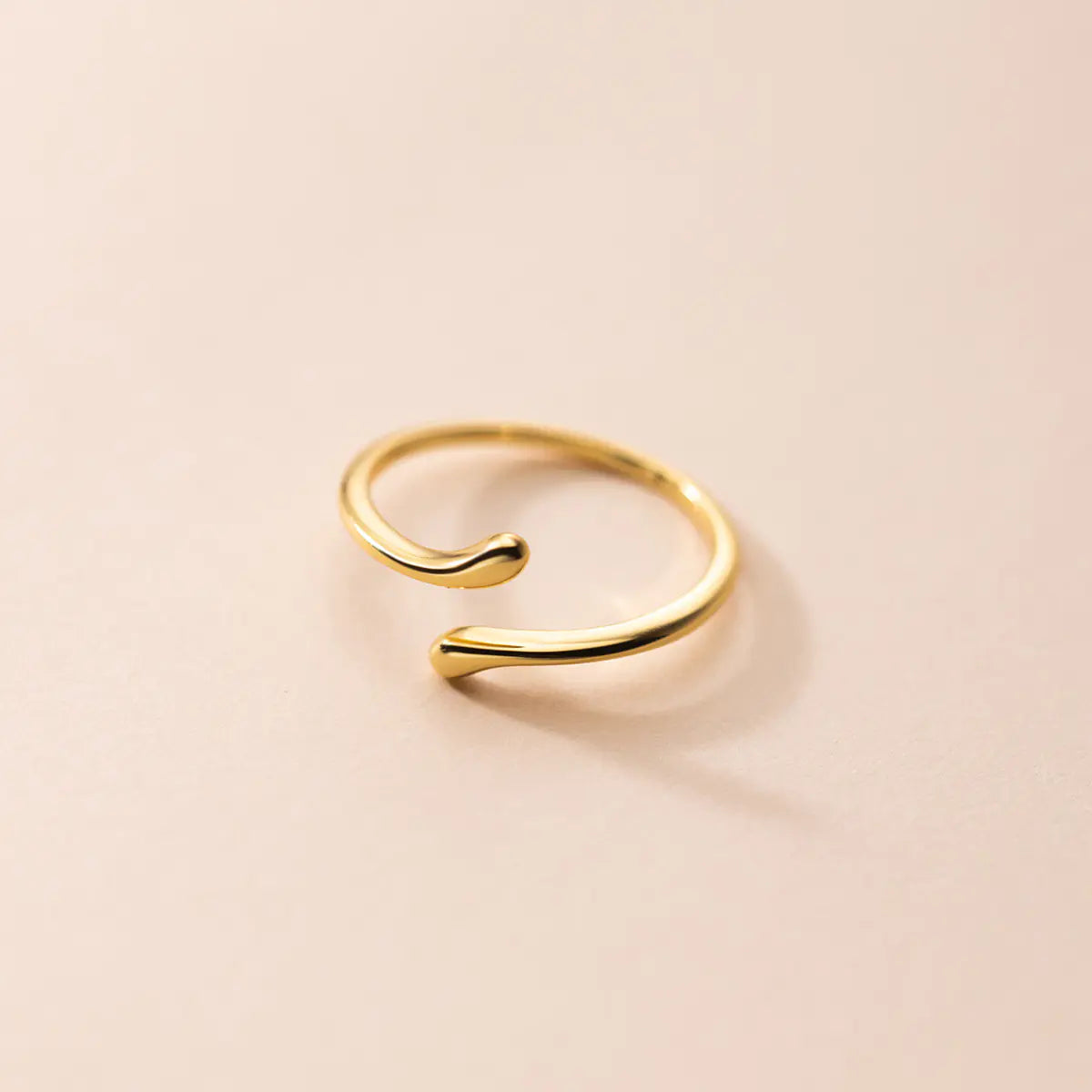 💎: S925 Sterling Silver Glossy Line Ring - Modern Minimalist Women's Jewelry