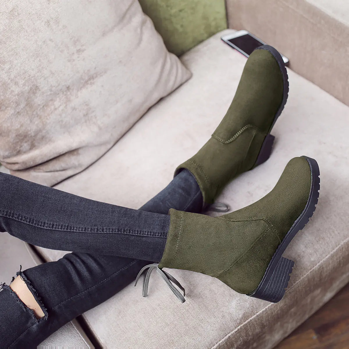 🥾: Suede Chunky Heel Slip-Resistant Mid-Calf Martin Boots - Safety & Style