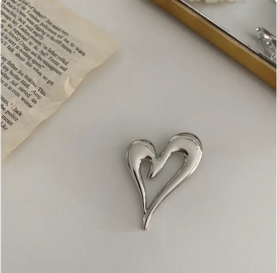 💖: Geometric Love Brooch