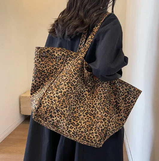 🐆: Leopard Print Canvas Tote Bag - Bold Urban Simplicity Style