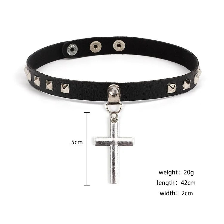 🤎: Leather Cross Necklace